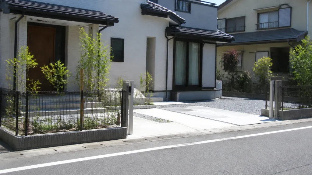 高崎市でブロック塀撤去後の外構活用を考えるイメージ